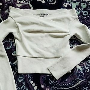 Fashion nova shoulders off blouse